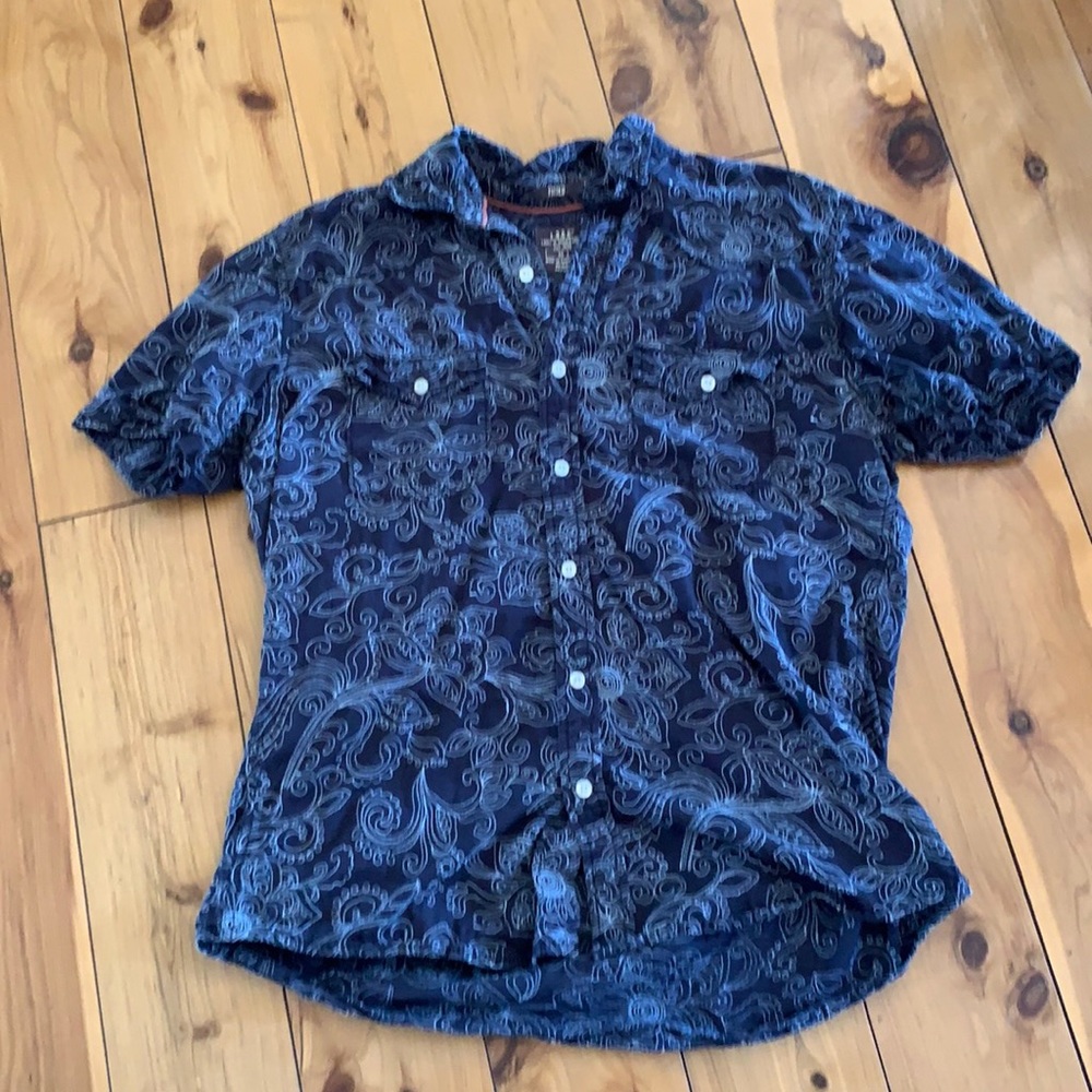 H&M Heavy Embroidered Men’s Large Navy S|S Shirt